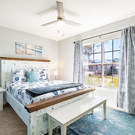 Sea Breeze Retreat Villa Navarre Luaran gambar