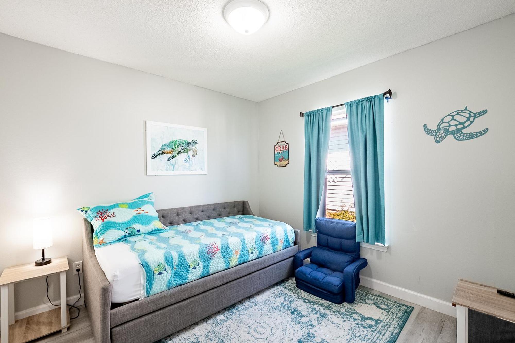 Sea Breeze Retreat Villa Navarre Luaran gambar