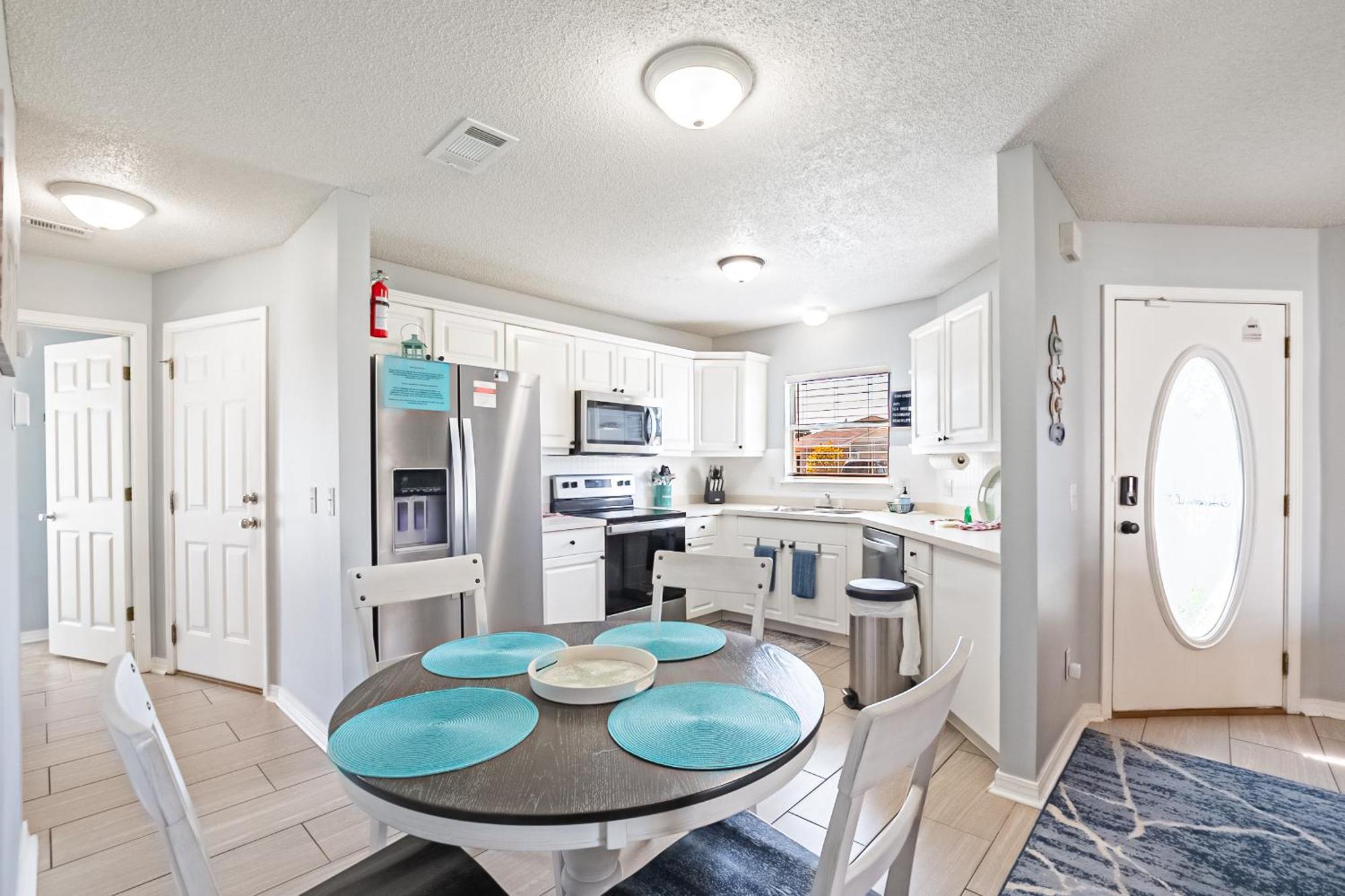 Sea Breeze Retreat Villa Navarre Luaran gambar